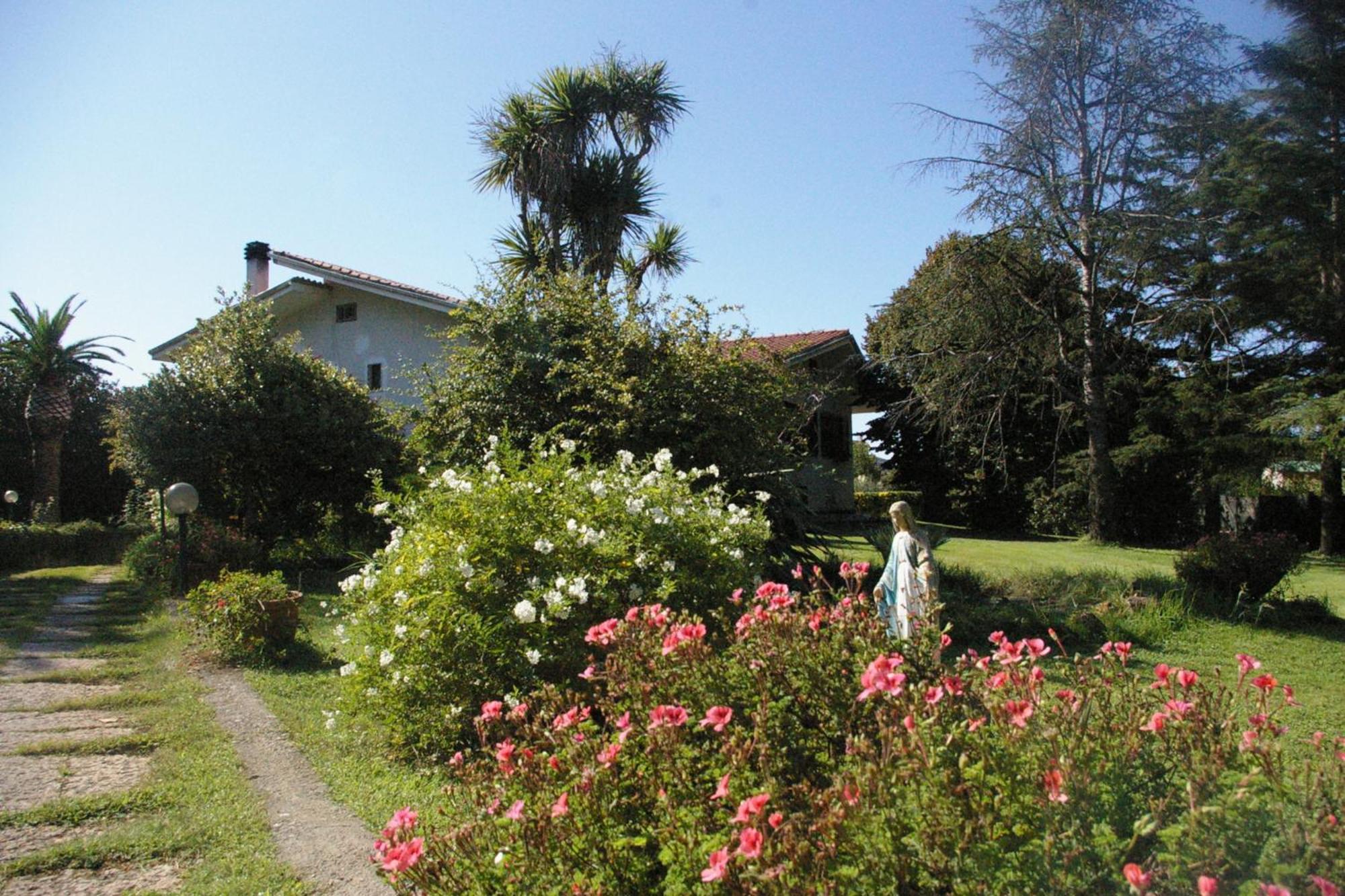 B&B Villa Sans Souci ชิวิตาเวกเกีย ภายนอก รูปภาพ